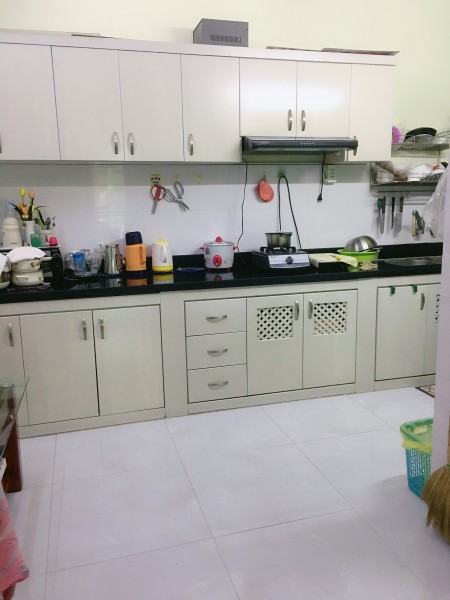 Bán nhà MTNB mới đẹp (4m x 12m) đường Lạc Long Quân, F.5, Quận 11.