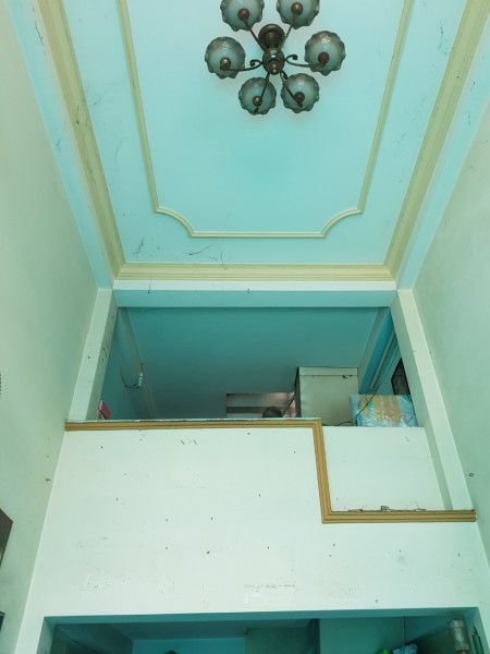 Cần tiền nên bán gấp nhà HXH 5m đường CMT8, Phường 7, Quận Tân Bình. Giá tốt