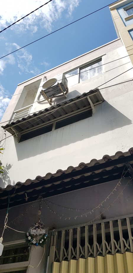 Bán nhà Quang Trung 32m2 3 tầng nhỉnh 2 tỷ