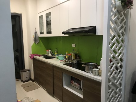 Cần bán căn 2 ngủ tại Eco Green,sổ đỏ, full NT, tầng đẹp, bao phí. LH: 0366777166