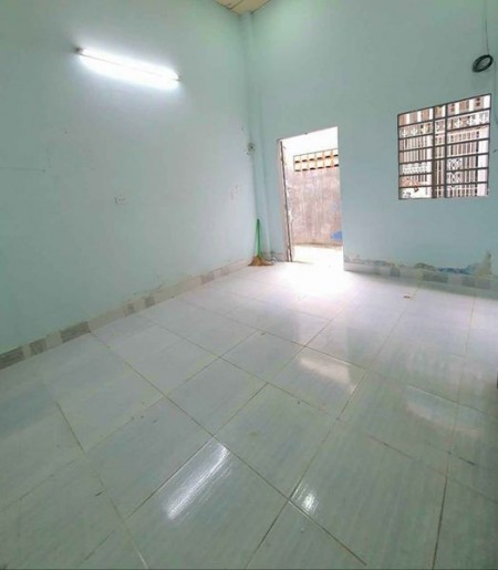 Nhà 2 PN KDC SHR, 1T1L ds8 HBC chỉ 2 tỷ 250