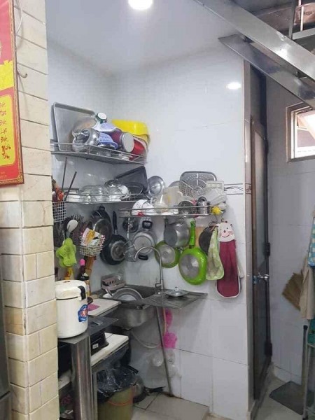 Bán GẤP nhà 4 tầng ngay D5 Bình Thạnh Giá chỉ 2 tỷ