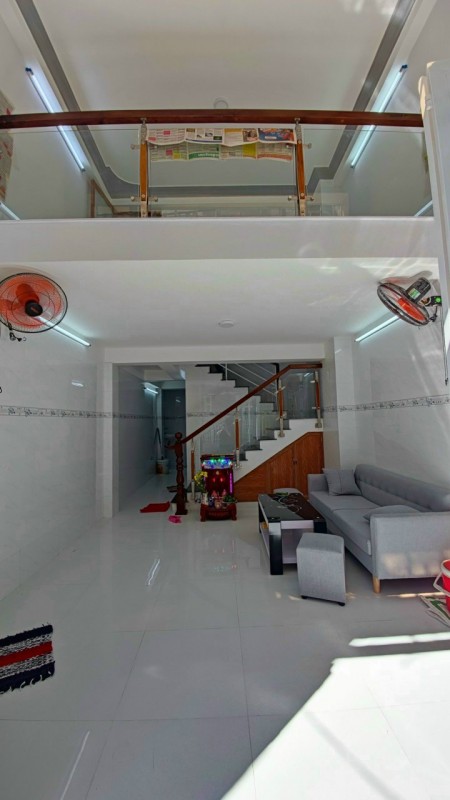 Bán nhà 3 tầng 4x9, 5PN hẻm 32 Ông Ích Khiêm Q11 giá 4ti88 TL