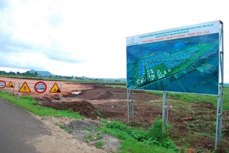 Đất nền KCN Nam Pleiku, 350tr/300m2 thổ cư đầy đủ.