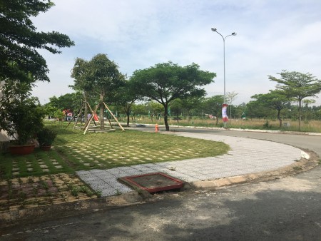 Bán đất ngay MT Ql51 kết nối thẳng SBay QTế Long Thành, thổ cư, có sổ chỉ 12tr/m2. 0938274090 Kim