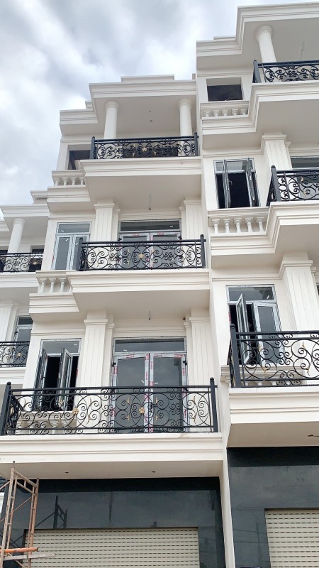 Nhà phố 2lầu/ST mặt tiền Tô Ngọc Vân P. Thạnh Xuân Q12