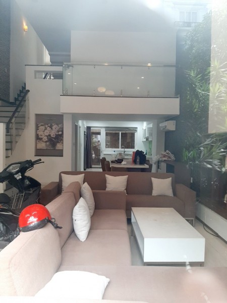 Cho thuê nhà phố kinh doanh đường Phạm Thái Bường, khu phố Mỹ Toàn 1, p. Tân Hưng Q 7