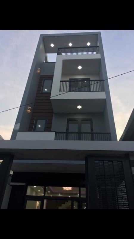 CHỈ 1 TỶ 200 TRIỆU SỞ HỮU NGAY NHÀ 1 TRỆT 3 LẦU SÂN THƯỢNG SÁT MẶT TIỀN LIÊN KHU 4-5 Q.BÌNH TÂN