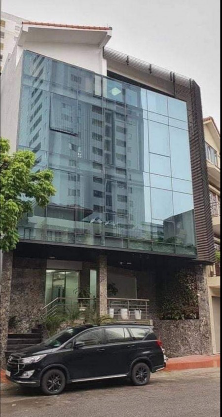 Vỡ nợ bán tòa nhà Văn phòng Thái Hà - Đống Đa