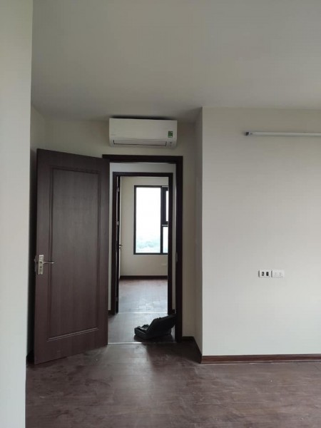 Cần bán chung cư Căn góc 3PN 96m2 HomeLand Thượng Thanh giá 2,32 tỷ LH 0348885083