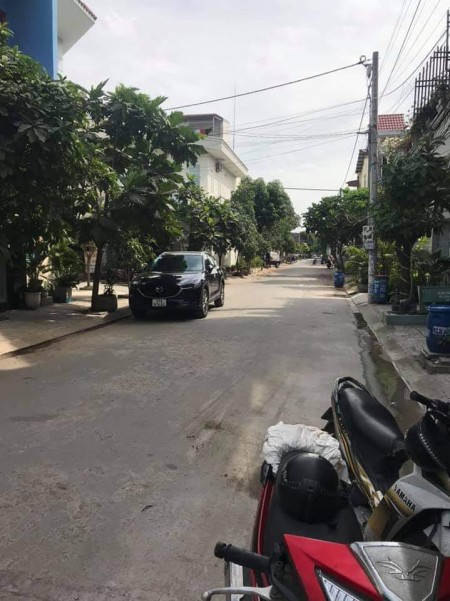Chính chủ cần bán nhà Tp. Dĩ An trước Tết.