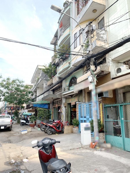 Nhà (4.6*13m/3lầu) mặt tiền Trần Quý P4 Q11