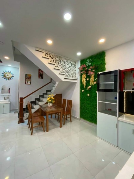 Nhà bán đường Thoại Ngọc Hầu chỉ 5,2 tỷ quận Tân Phú