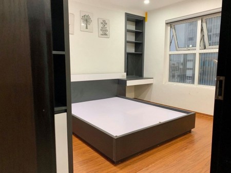 Bán gấp Mặt ngõ Phùng Khoang giá 5,5 tỷ, 55mx4T, Oto vào, SĐCC