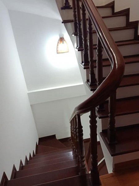 Bán nhà Trường Sơn, P13, Quận 10, Ngang 4.3m, 45m2, giá chỉ 4 tỷ 950 Thương lượng sâu.