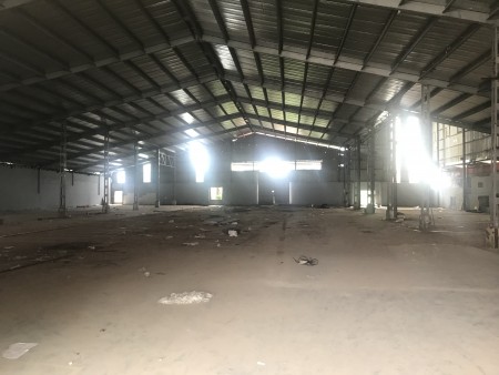 Cho thuê kho xưởng 1700m2 Phạm Văn Đồng gần cầu vượt Linh Xuân
