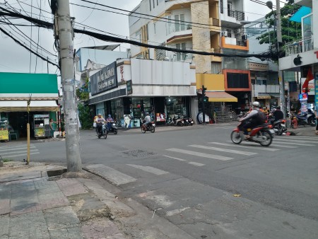 2 Mặt Tiền Đường Số 5 . dt: 8 x 20 - Góc dễ thu hút ánh nhìn