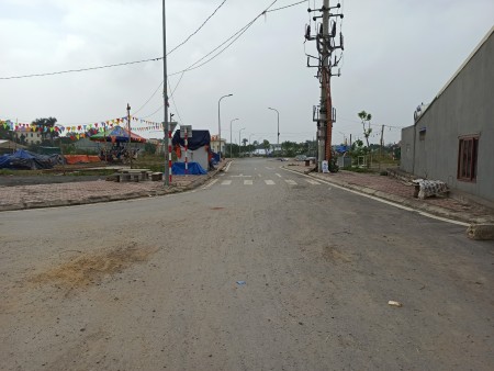 Bán đất cực rẻ giá đầu chư chỉ hơn từ 300tr đồng ở Hà Nội