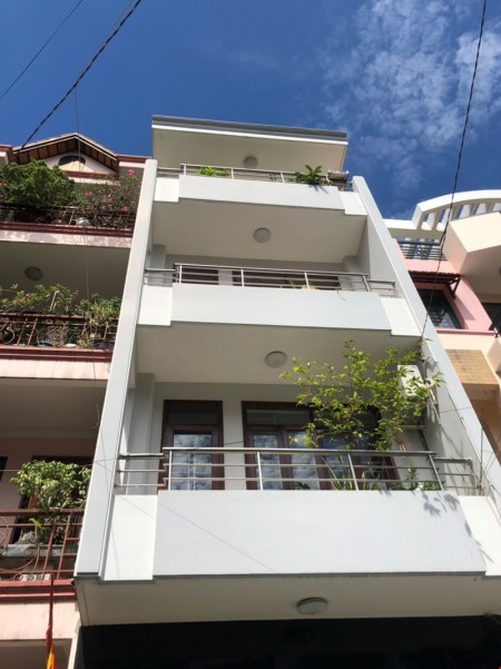 Bán nhà Nguyễn Trọng Tuyển, Phú Nhuận, 40m2, 3 tầng, 4.25 tỷ