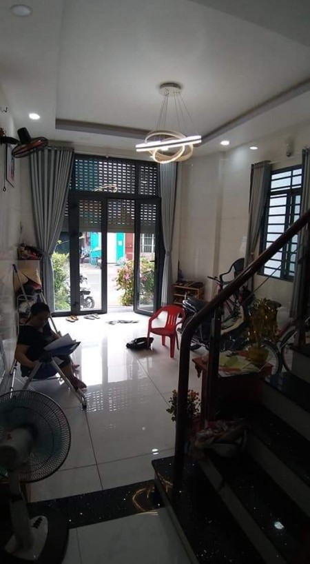 Mặt Tiền Đỗ Bí Quận Tân Phú 4Tầng Kế Bình Long Giáp Q11 Quận Bình Tân Chỉ 7TỶ Hơn