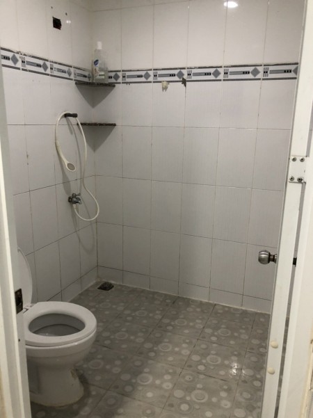 Cho thuê căn hộ chung cư Lê Thành B Q. Bình Tân dt 86m2, 2 phòng ngủ