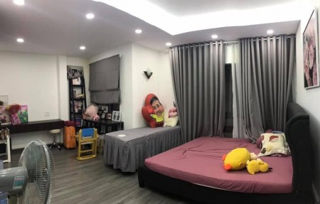 Nhà hxh Cách Mạng Tháng 8 Quận 10, 136m2, Chỉ còn 12 tỷ. 0932828672