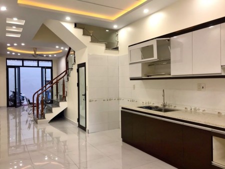 1/ HXH 4 lầu 5 PN mới 90m2 chỉ 5 tỷ 8 đường số 1 Phường 13 Gò Vấp