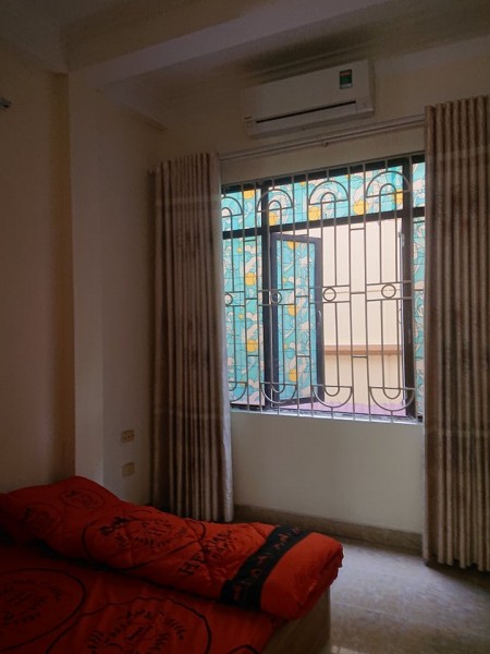 CHỦ CẦN BÁN GẤP nhà, 36 m2, mặt tiền rộng 4m, nhà khu Lạc Long Quân, Võ Chí Công, gần Hoa Thám, Thụy Khuê, Hoàng Quốc Việt