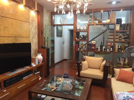 Hiếm quá phố Tam Trinh 5 tầng, DT49m, Ô tô qua, Kinh doanh chỉ 3 tỷ 900.