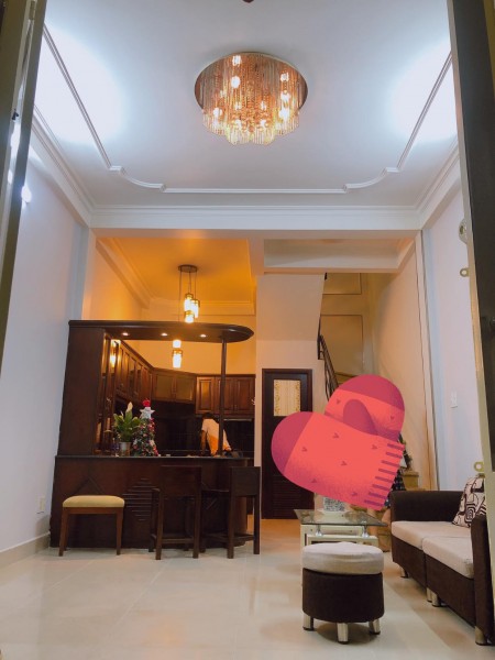 Bán nhà Cách Mạng tháng 8, P15,Quận 10, DT 36m 4 tầng, giá 4,5 tỷ.