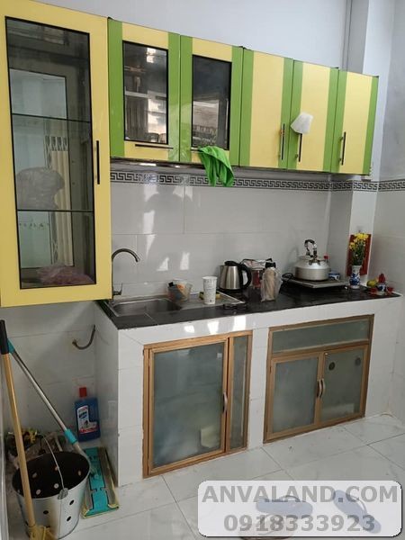 Mở Công ty Du lịch bán gấp nhà góc Sư Vạn Hạnh &amp; Cao Thắng 3 Tầng, 3PN, 32m2 chỉ 3 tỷ 3