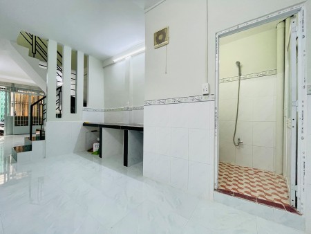 Nhà 2 lầu hẻm 6m Phú Thọ Hòa, Tân Phú, 5x13m, chỉ 5,7 tỷ, 0932678040