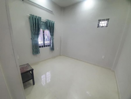 Bán nhà Lê Văn Sỹ trung tâm Quận 3, 6 phòng ngủ 60m2 Lh 0899306823