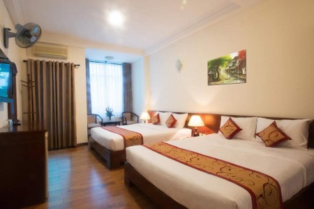 CẦN BÁN GẤP KHÁCH SẠN 27 PHÒNG, Q1. DT: 106M2- 62TỶ DO CHỦ ĐỊNH CƯ NƯỚC NGOÀI
