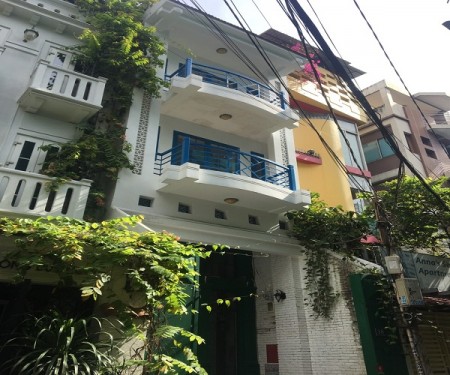 Cho thuê nhà đường Trương Quyền, Phường 6, Quận 3. 45 triệu