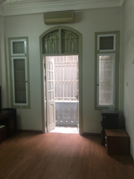 Nhà Ngõ Tây Sơn - Đống Đa. 44m2, 4 tầng giá 3,7 tỷ, ô tô cách nhà 8 m.