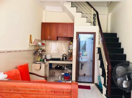 Bán nhà Cư Xá Đô Thành P4 Quận 3. DT 38 m, giá 4,5 tỷ.