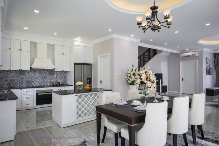 Vợ chồng tôi cho thuê căn hộ chung cư IA20, 3PN, DT 95m2, đồ cơ bản, giá 6tr/th. LH 0378894462 PHẠM TUÂN