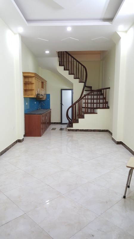 Bán nhà trong ngõ 26 Kim Hoa, ngay ngã tư Đại Cồ Việt - Bách Khoa