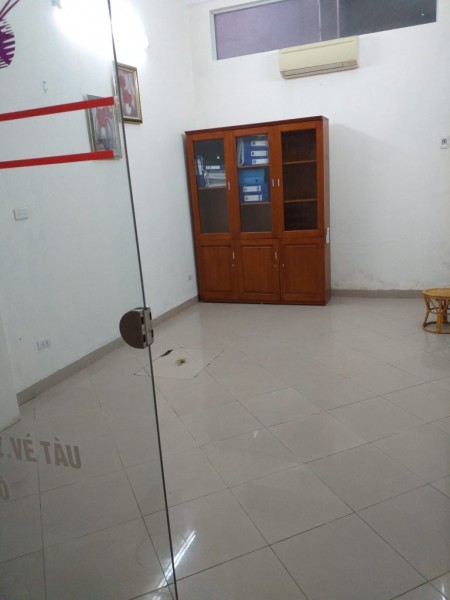 Chính chủ cần cho thuê nhà làm văn phòng tại Hà Nội
