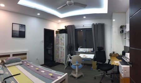 Bán nhà tiêu Tết, hẻm 575 Cách Mạng Tháng 8, 4.8x26m, còn 11.95 tỷ. 0932828672