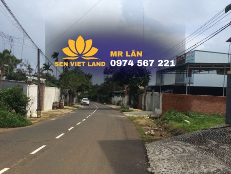 Cần bán nhà mặt tiền Tây Sơn, P2 - TP Bảo Lộc giá cực rẻ
