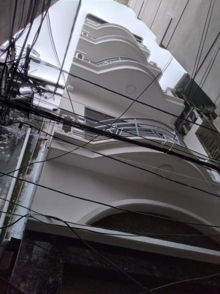 Nhà Mới Đẹp Xinh Đón Tết, Thoáng Trước, Sau, ngõ thông. DT 32/35m, 5 tầng, MT 3.8m. Giá 3.65 tỷ
