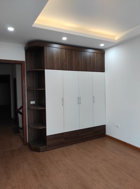 Đi đến slide 4