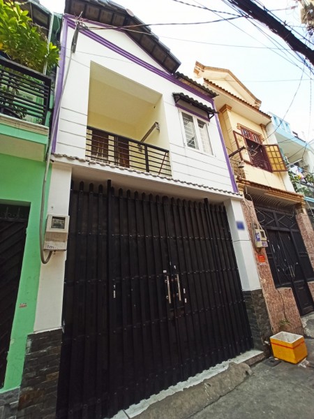 Cho thuê nhà hẻm xe hơi đường Vườn Lài, P. Phú Thọ Hòa, Q. Tân Phú. DT 4x12m, 1 trệt 1 lầu 2PN. 9 tr