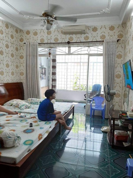 Bán Nhà 572 Âu Cơ Tân Bình. Nhà 1 Xẹt 48.8m2. Hẻm 7 chổ giá 4tỷ899