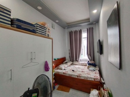 Bán nhà đẹp 3 Tháng 2 Quận 10 40m2 chỉ 4 tỷ 6 LH:0797023131