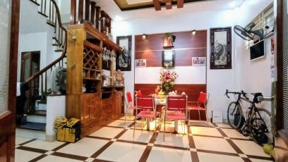 Bán Nhà Lê Đức Thọ:46m2*5 tầng.kinh doanh, o tô. Giá tốt.