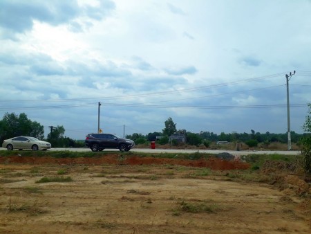 Đất ngộp có thổ cần bán nhanh nằm trục đường tâp đoàn 7 hướng đi sân bay Long Thành