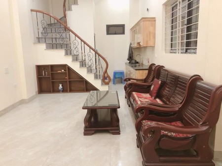 Bán nhà Ngã Tư Sở. Đống Đa, Lô Góc, Ở Ngay, DT38m2x4 tầng. LH: 0846 282 986.